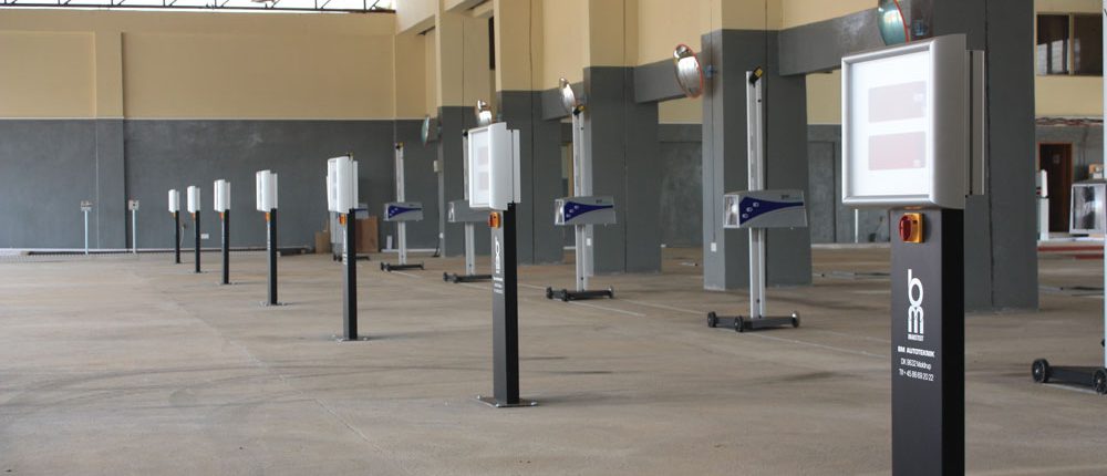 Ref-ECL-Ghana-1000x650px-6 Testing lanes wih headlight testers