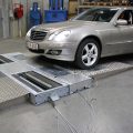 BM3010 testlinie med bremseprøvestand, affjedringstester og sporingstester med bil